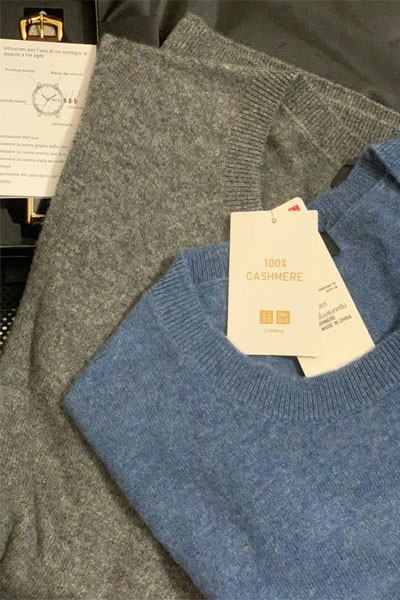 UNIQLO China Cashmere Crew Neck Sweater